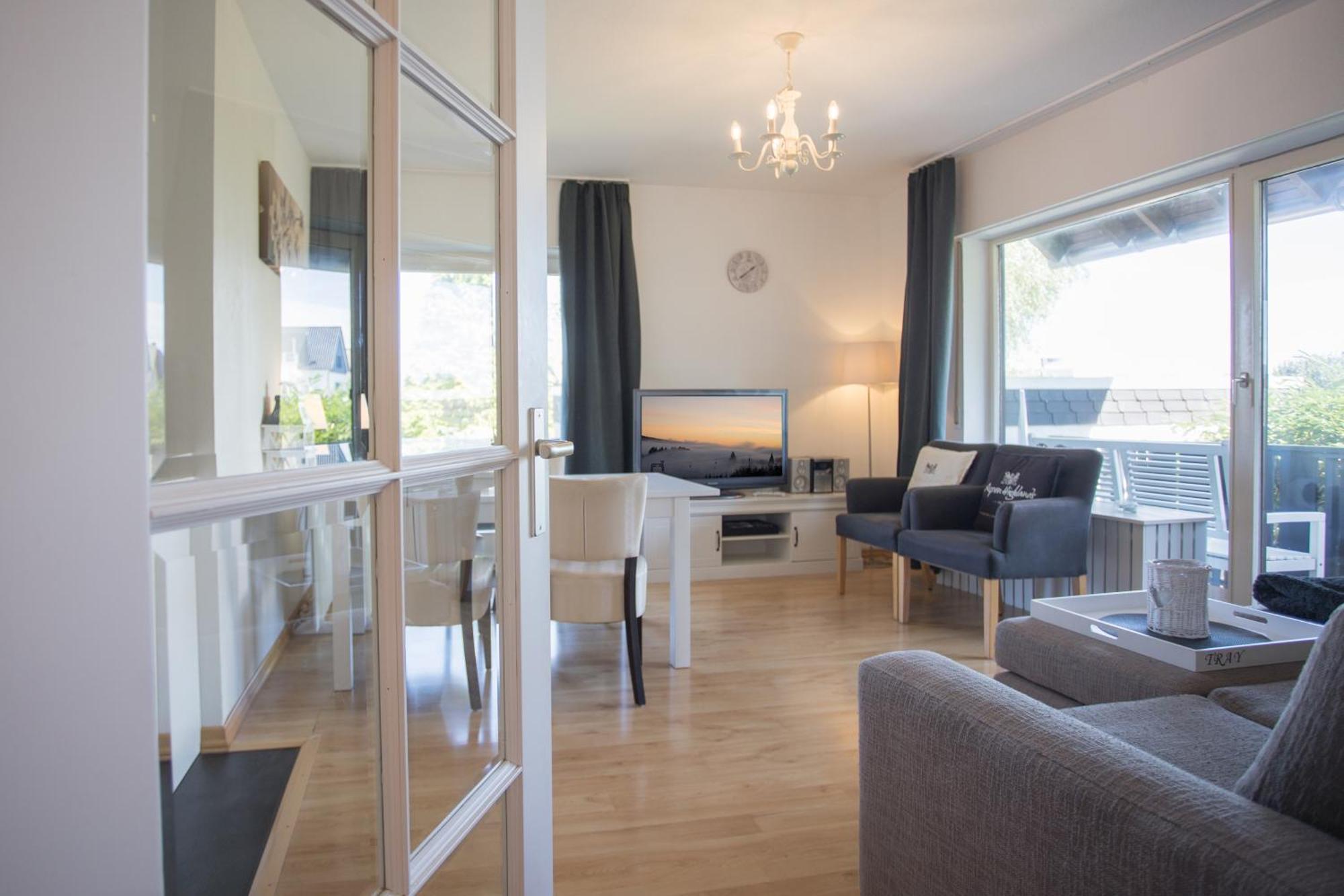 Ferienwohnung 'Kleine Auszeit Winterberg' - Am Herrenskoepfchen 4 Winterberg Buitenkant foto
